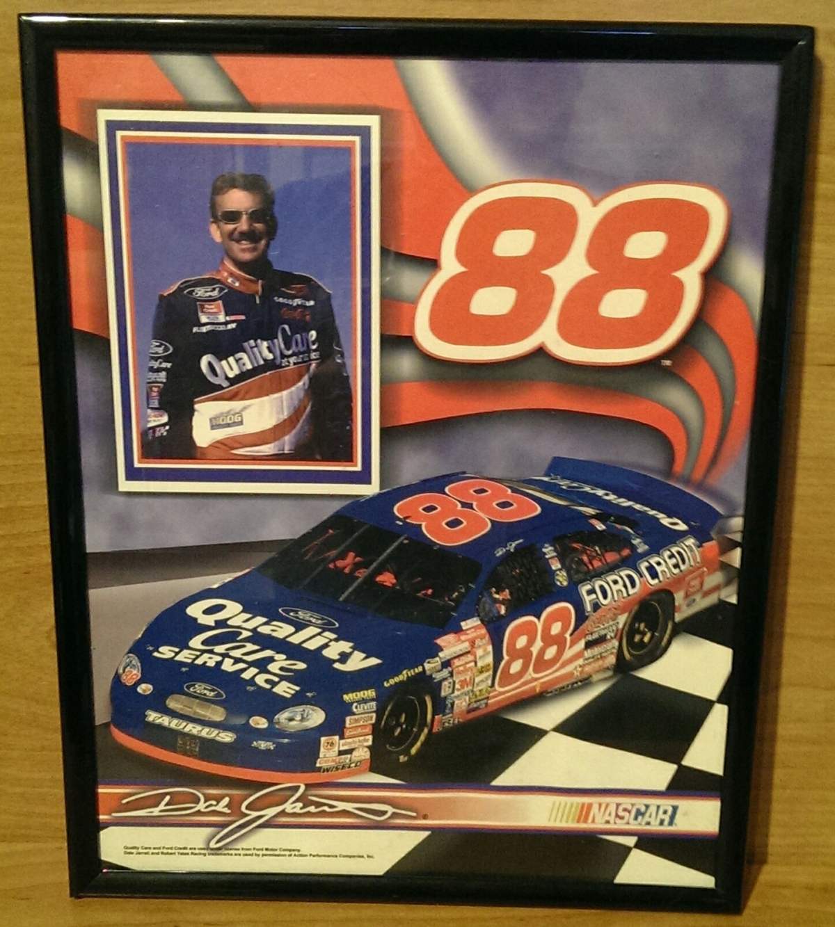 Dale Jarrett FORD QUALITY CARE FORD CREDIT #88 RACE DAY NASCAR 1997 BOXED