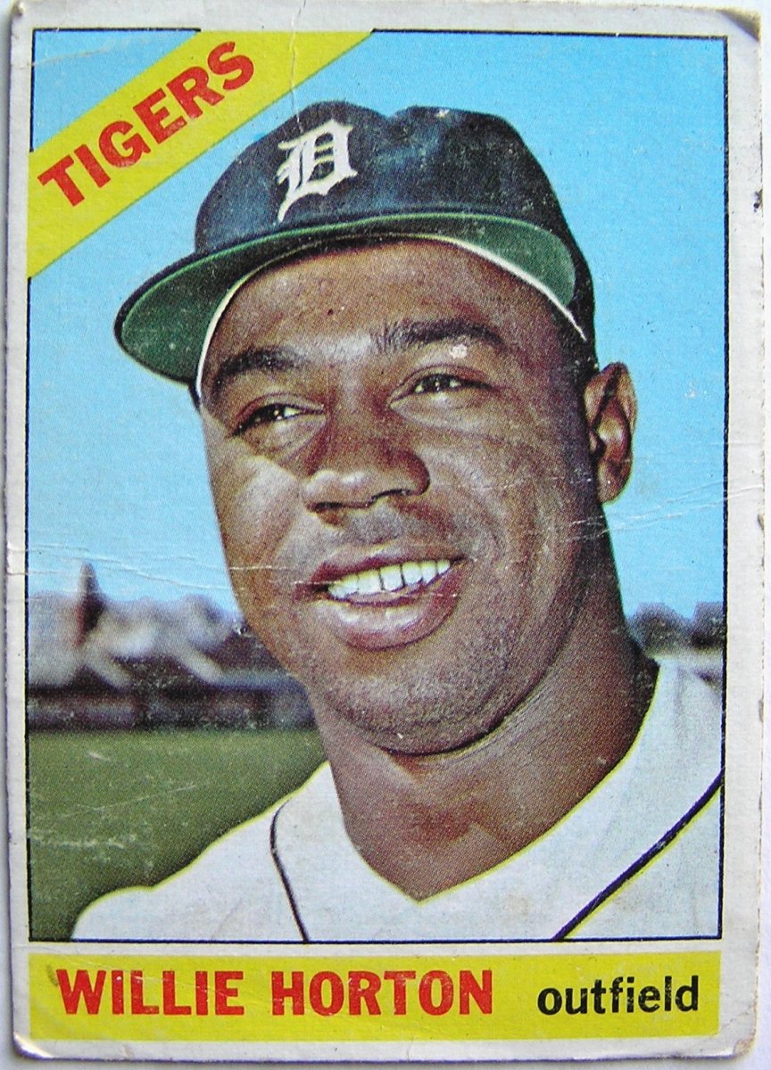 1966 Topps #20 Willie Horton Detroit Tigers card. 